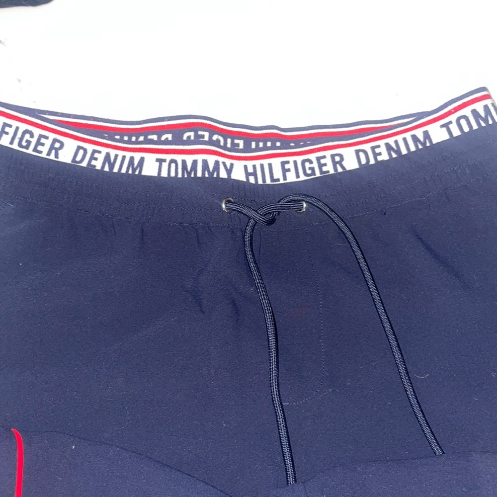 Tommy Hilfiger wide leg jog/liesure pants size S.